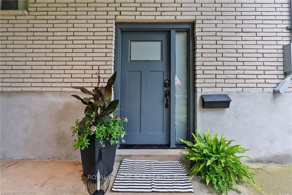 Come on in!