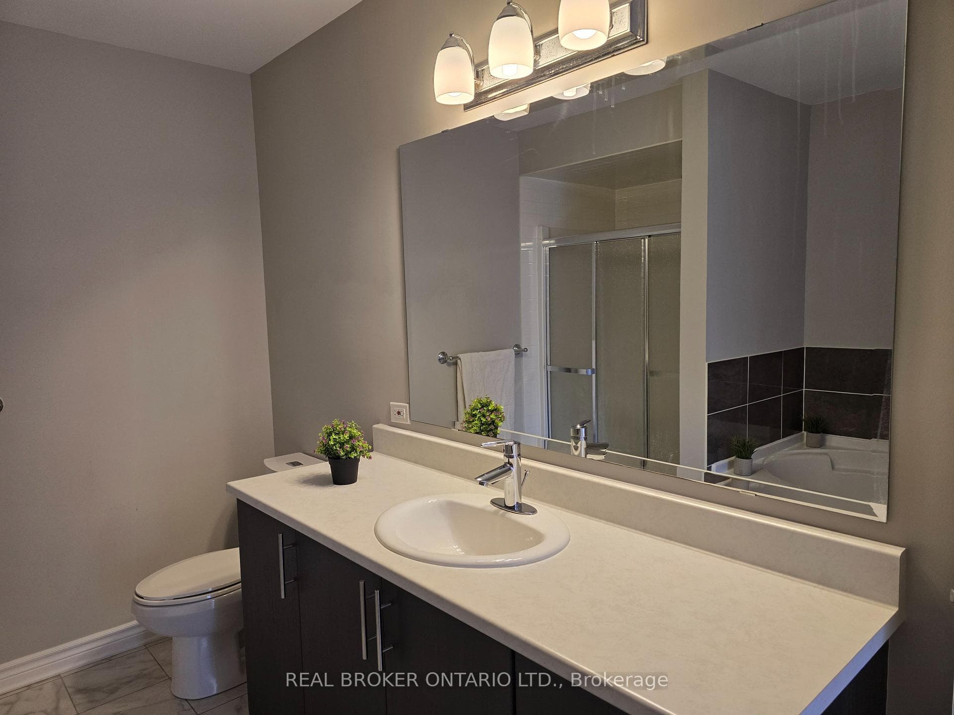 888 Fletcher Circle photo 18