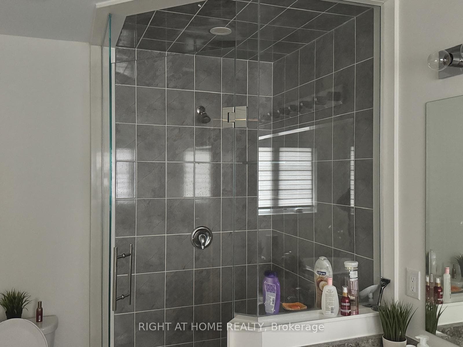 Ensuite Standing Shower