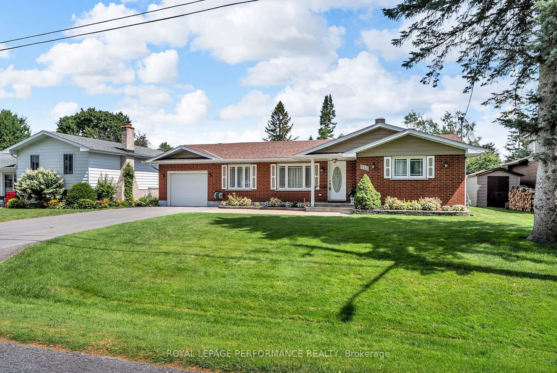 1781 Dewhurst Avenue photo 3