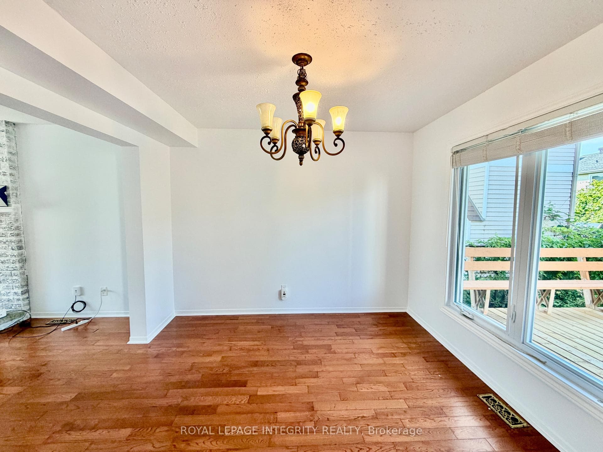 1039 Karsh Drive photo 10