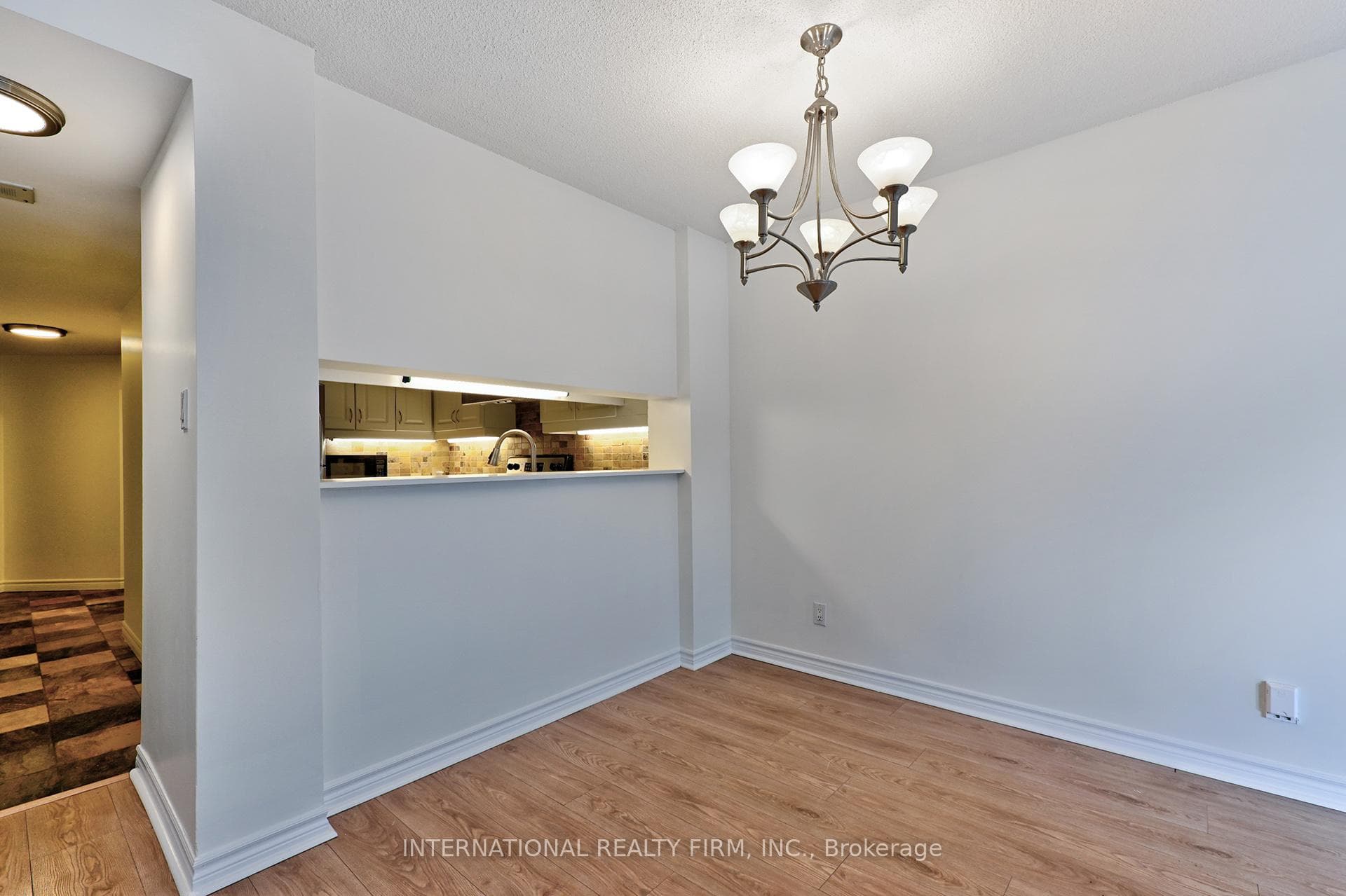 711 Bay St Street Unit 716 photo 9