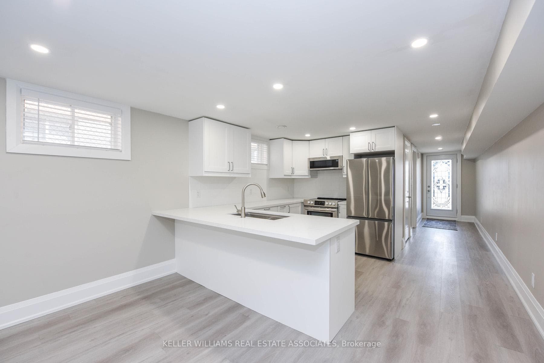 4 Reeve Road Unit B photo 5