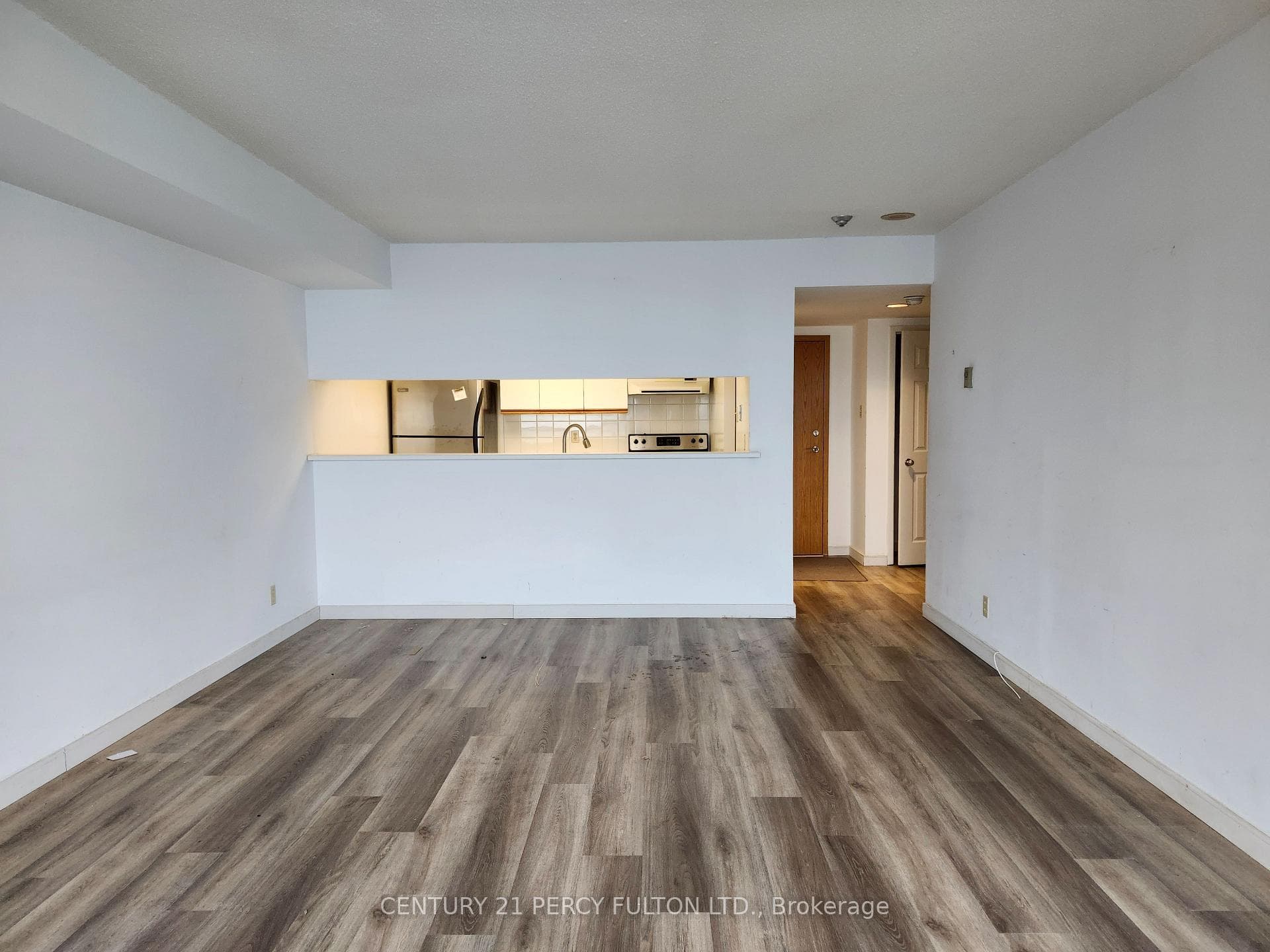 77 Harbour Square Unit 2209 photo 6