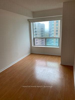 8 Pemberton Avenue Unit 1106 photo 19
