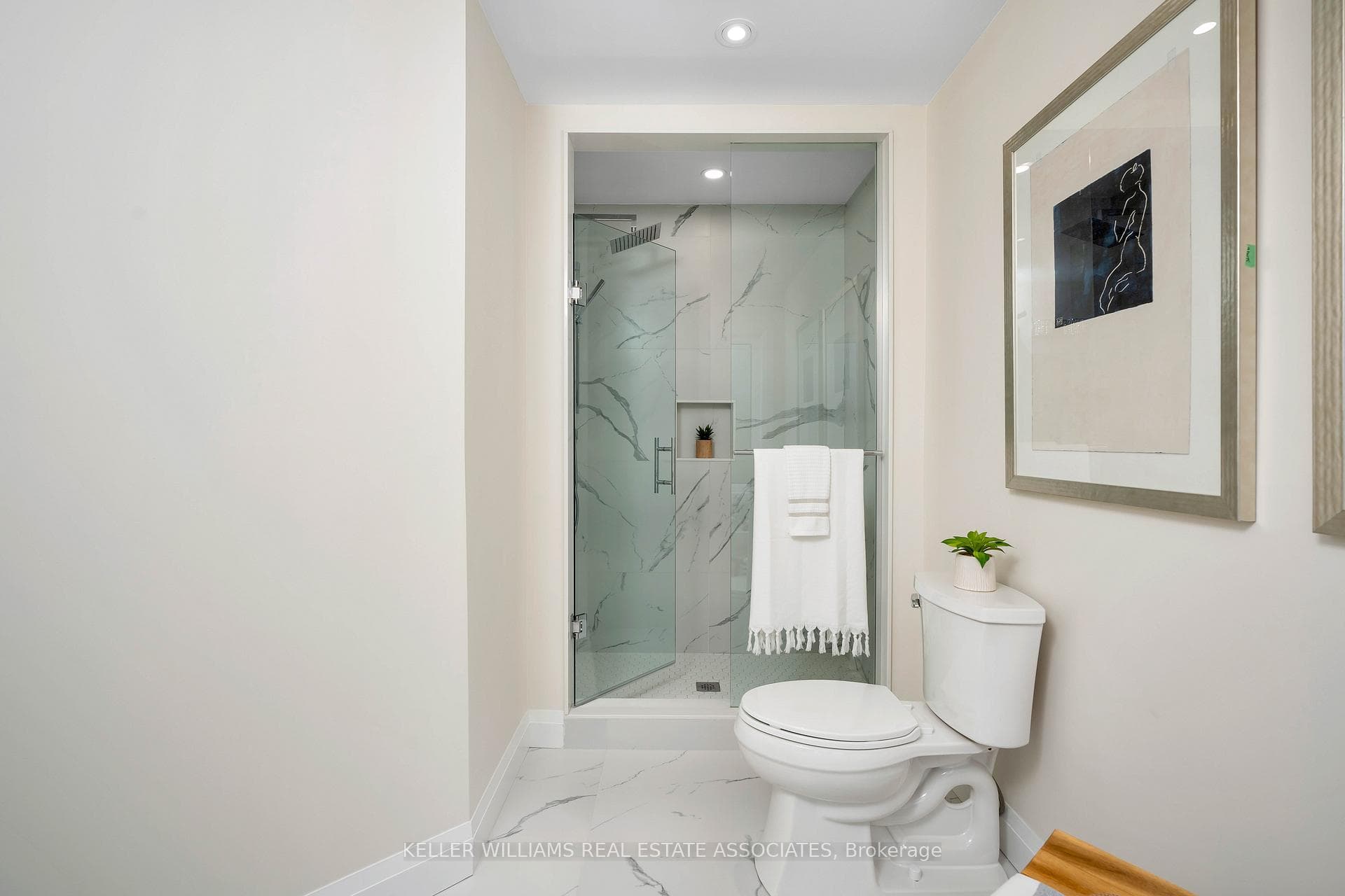2471 Birkdale Crescent photo 24