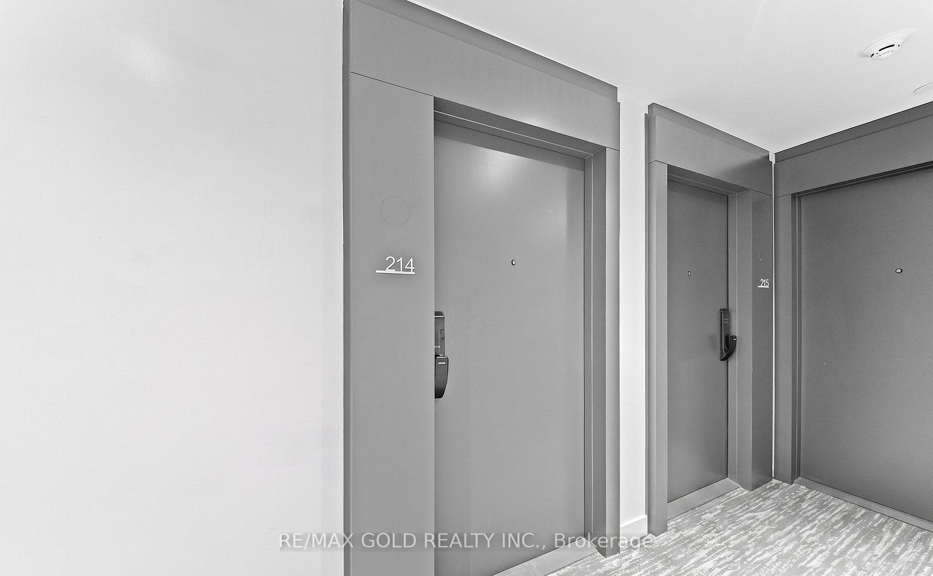 2075 Lakeshore Road Unit 214 photo 17