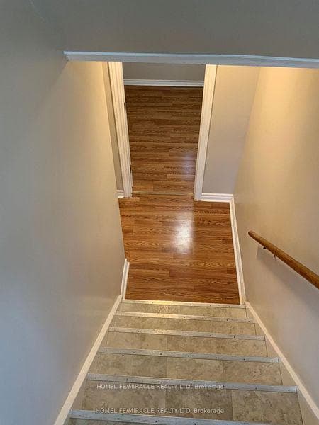 912 Brimorton Drive Unit Lower photo 3