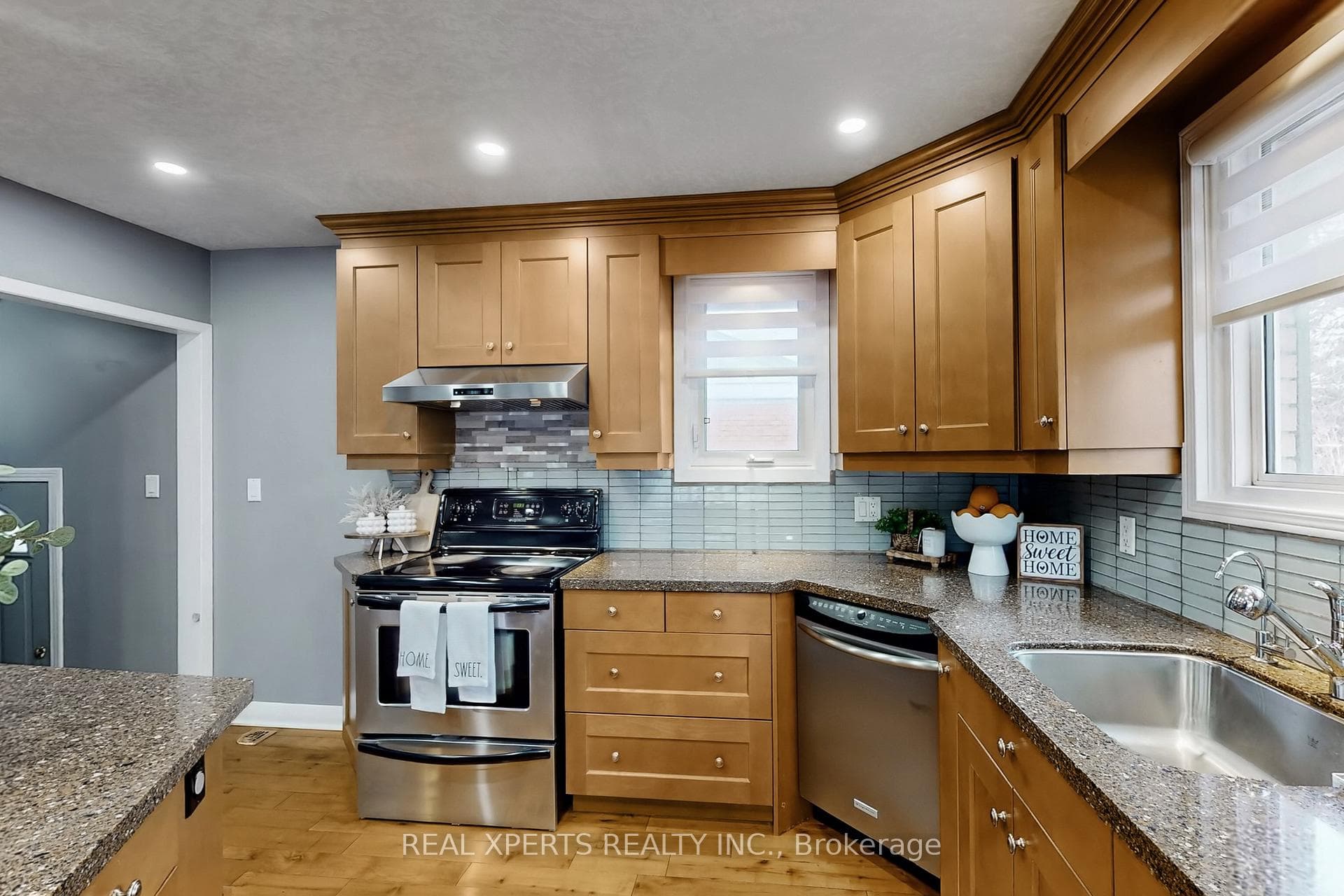200 Rosemount Drive photo 14