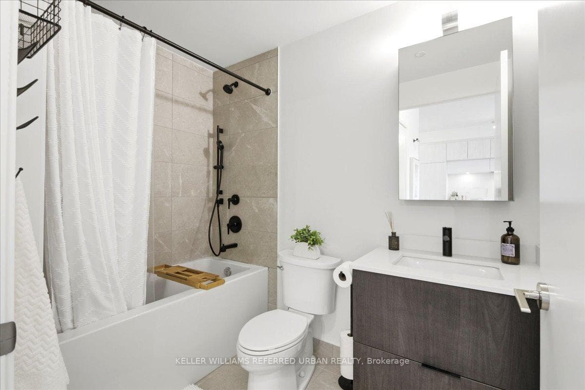 6 David Eyer Road Unit #404 photo 20