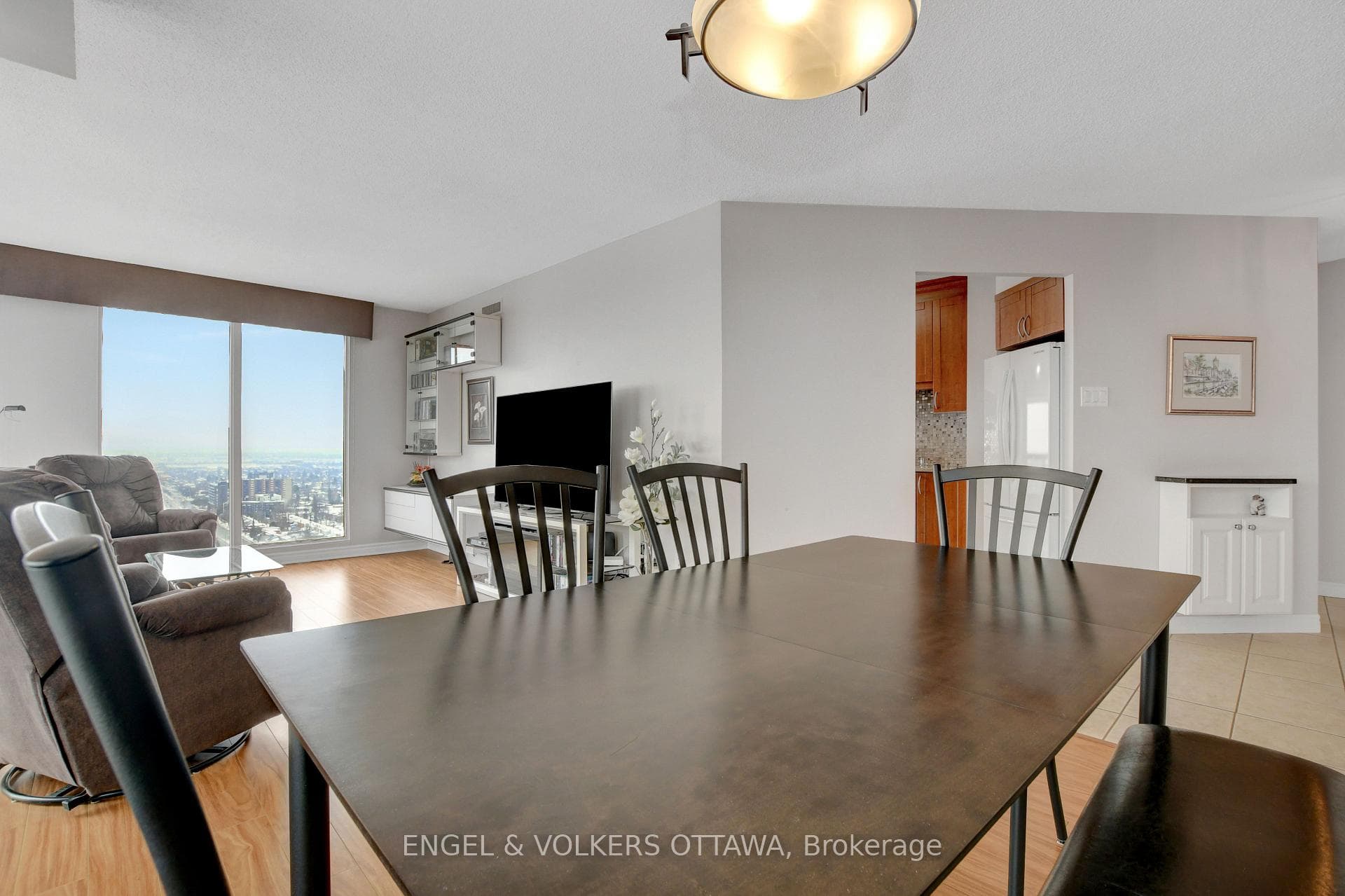 545 St-Laurent Boulevard Unit 2507 photo 10