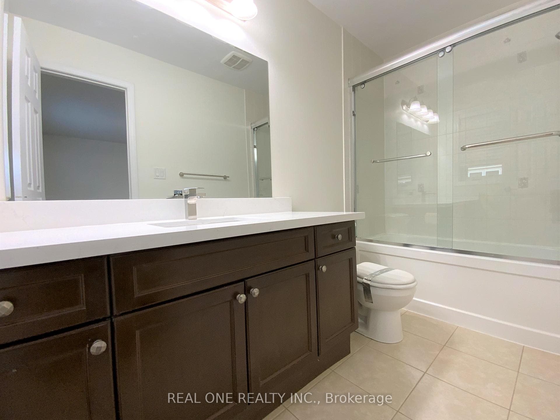 30 Henneberry Lane photo 7
