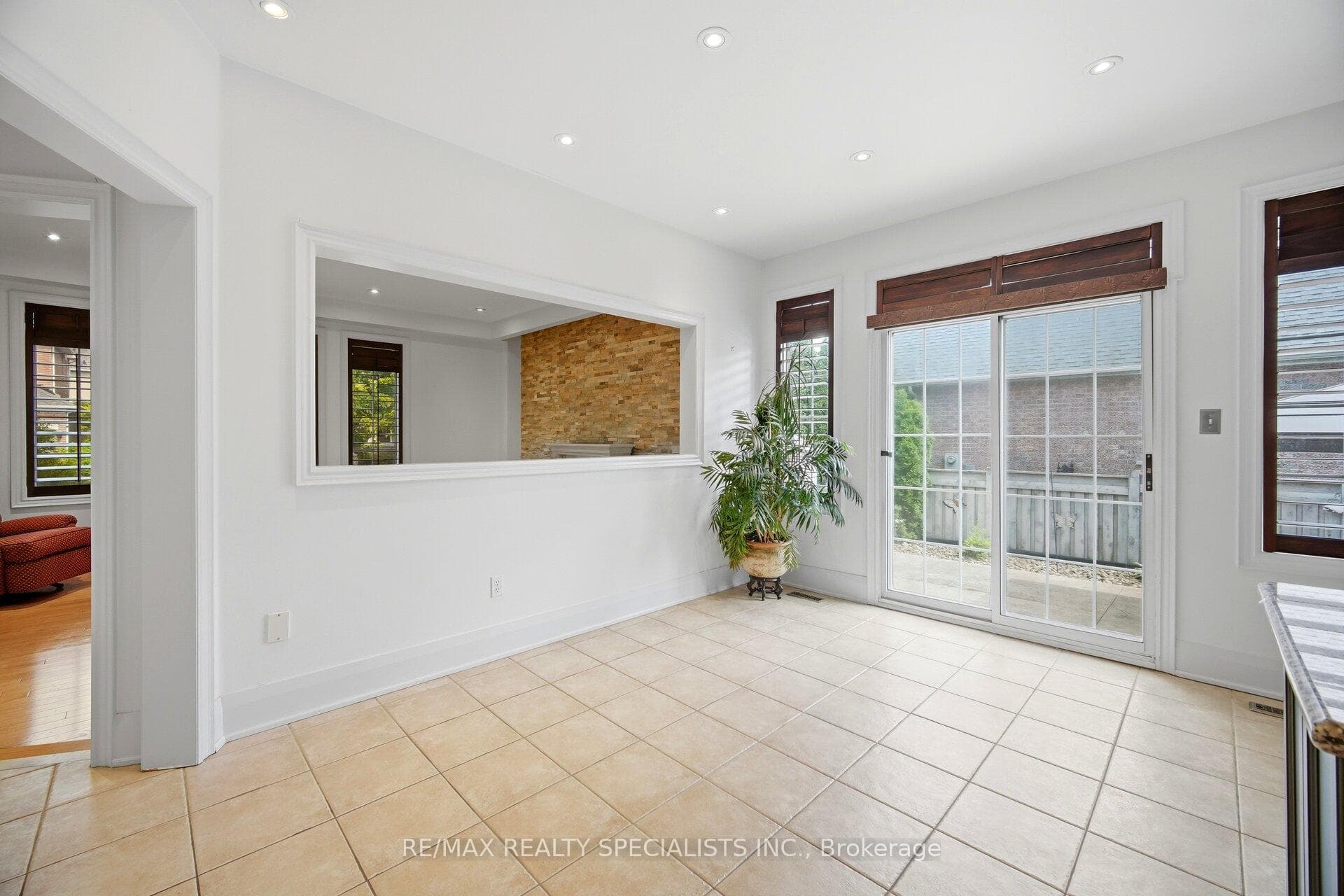 257 St. Francis Avenue photo 14
