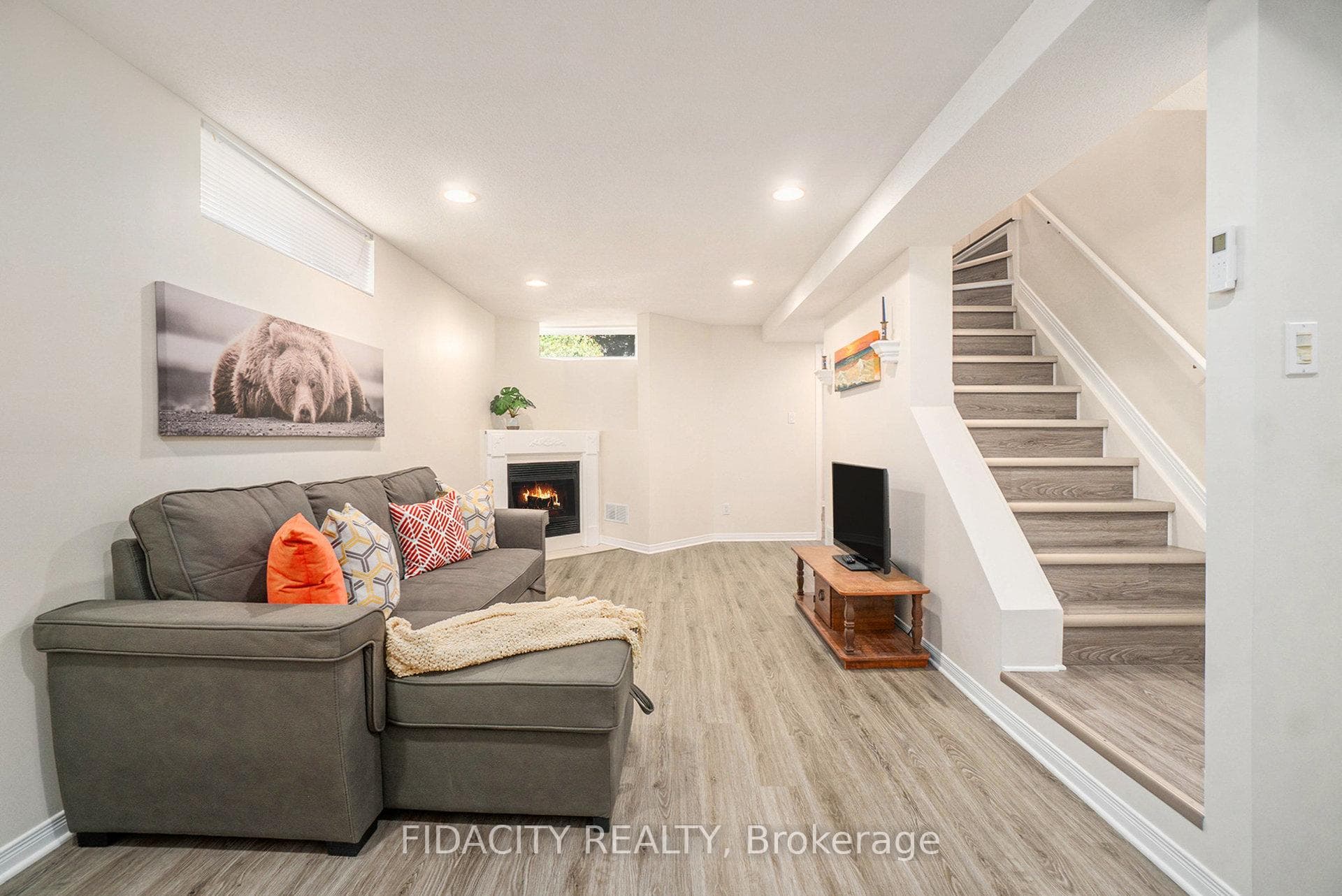 45 Rowe Drive photo 26