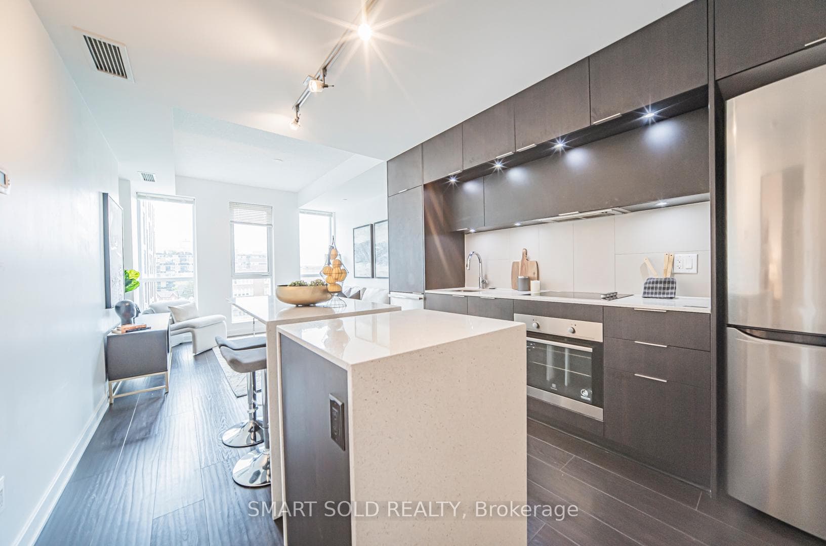 55 Regent Park Boulevard Unit 522 photo 14