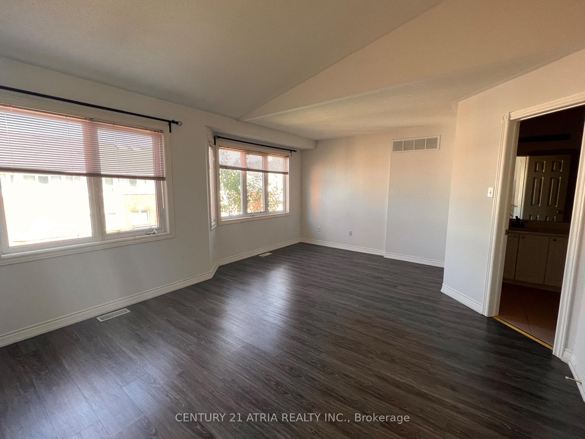 18 Clark Avenue Unit 54 photo 13