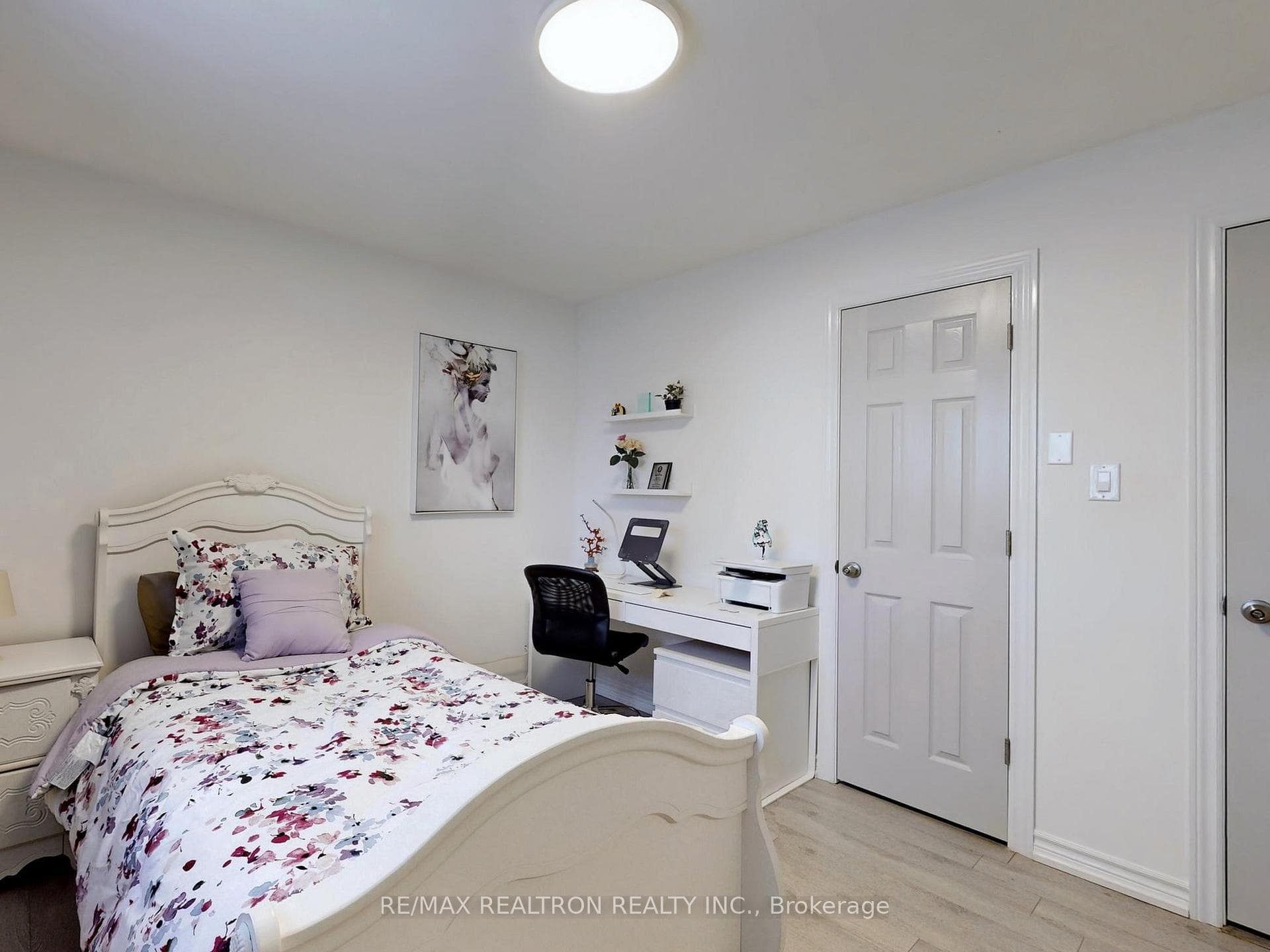33 Angus Drive photo 20