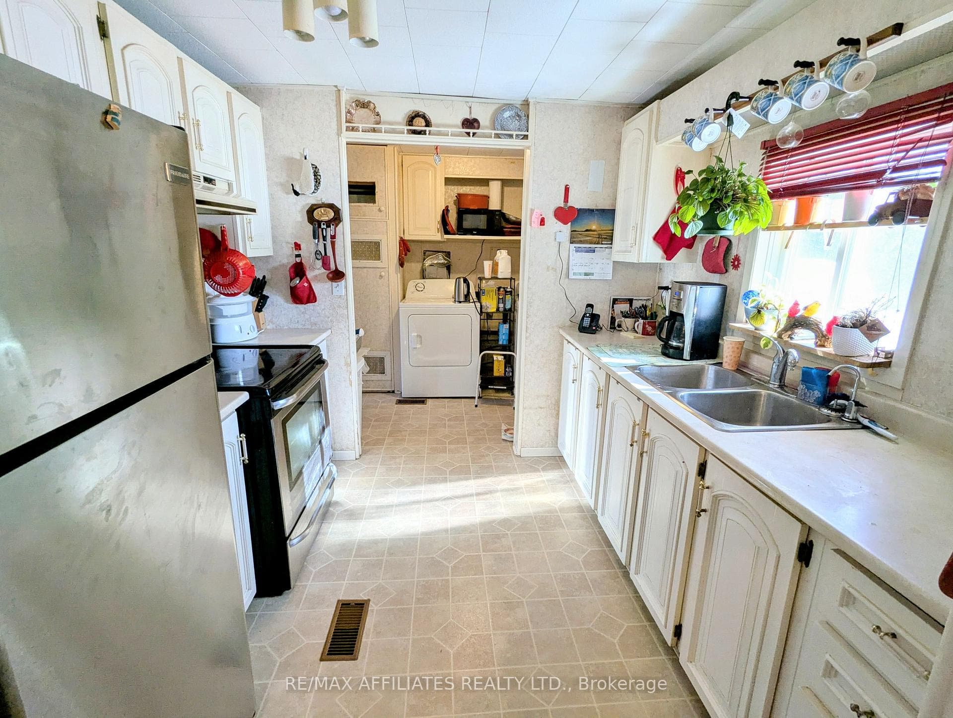 26 Salmon Side Road Unit 200 photo 15