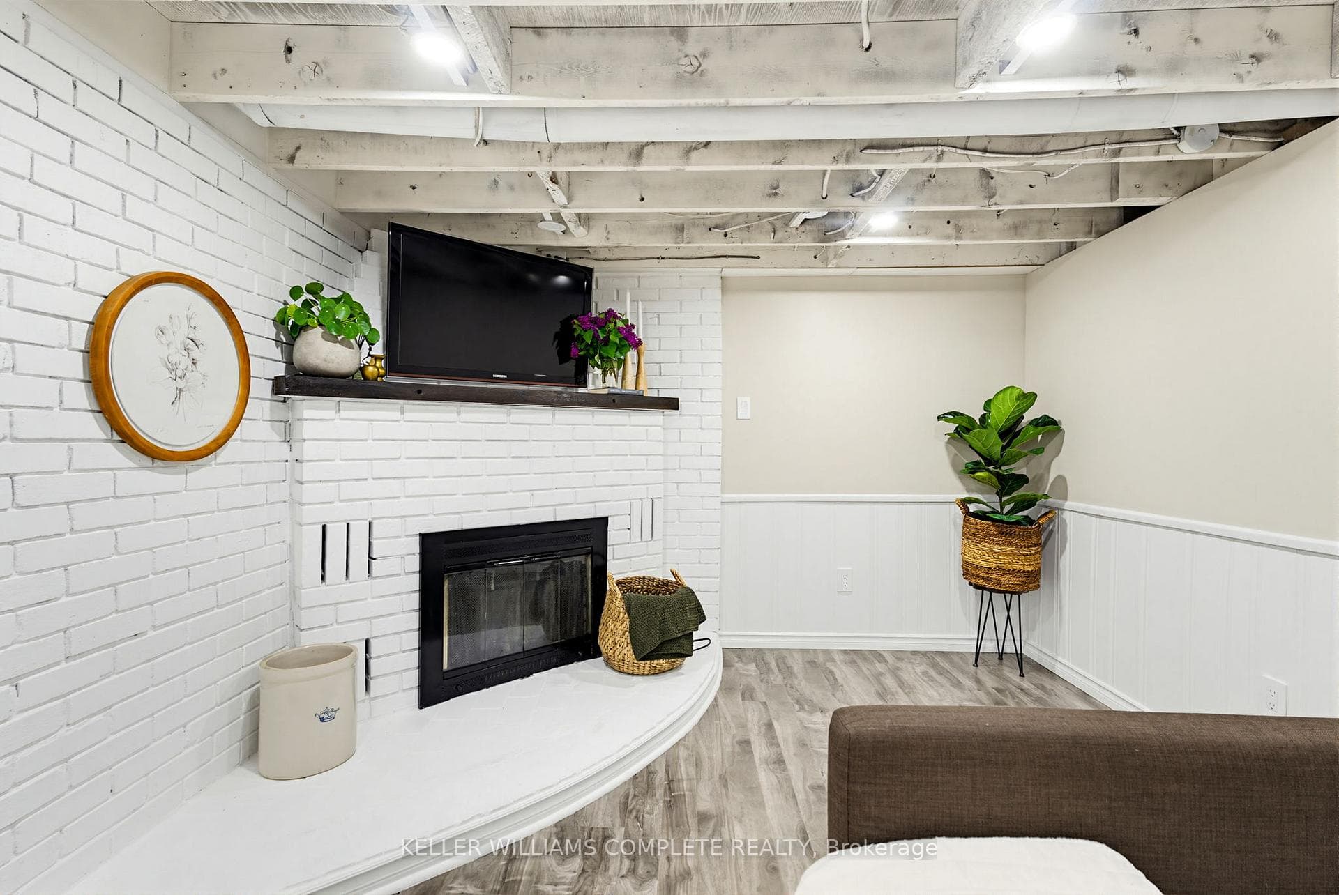 1810 Cream Street photo 20