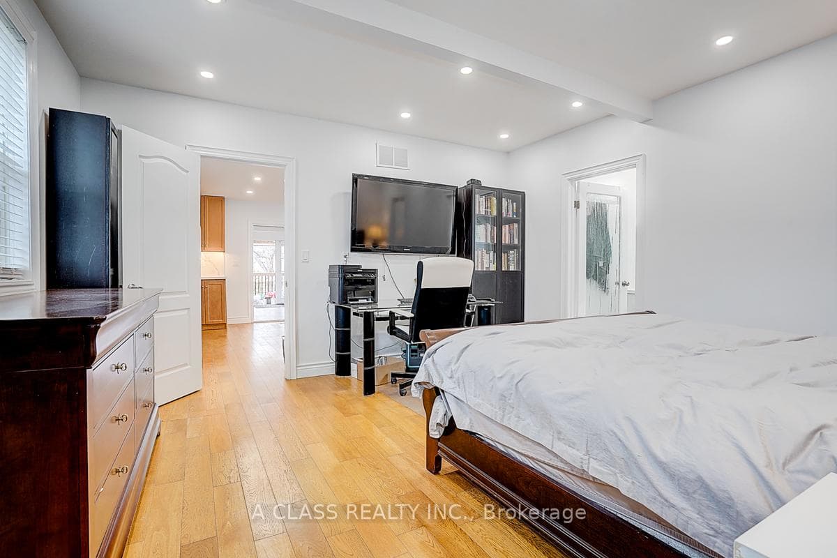 298 Annshiela Drive photo 27