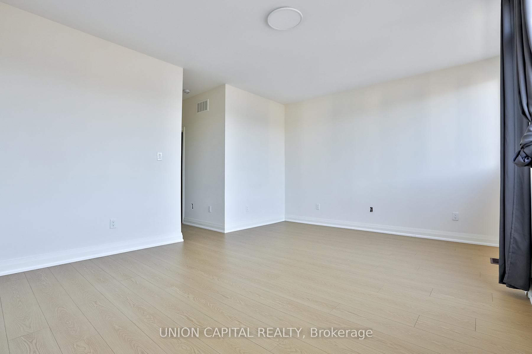 46 William Saville Street photo 21