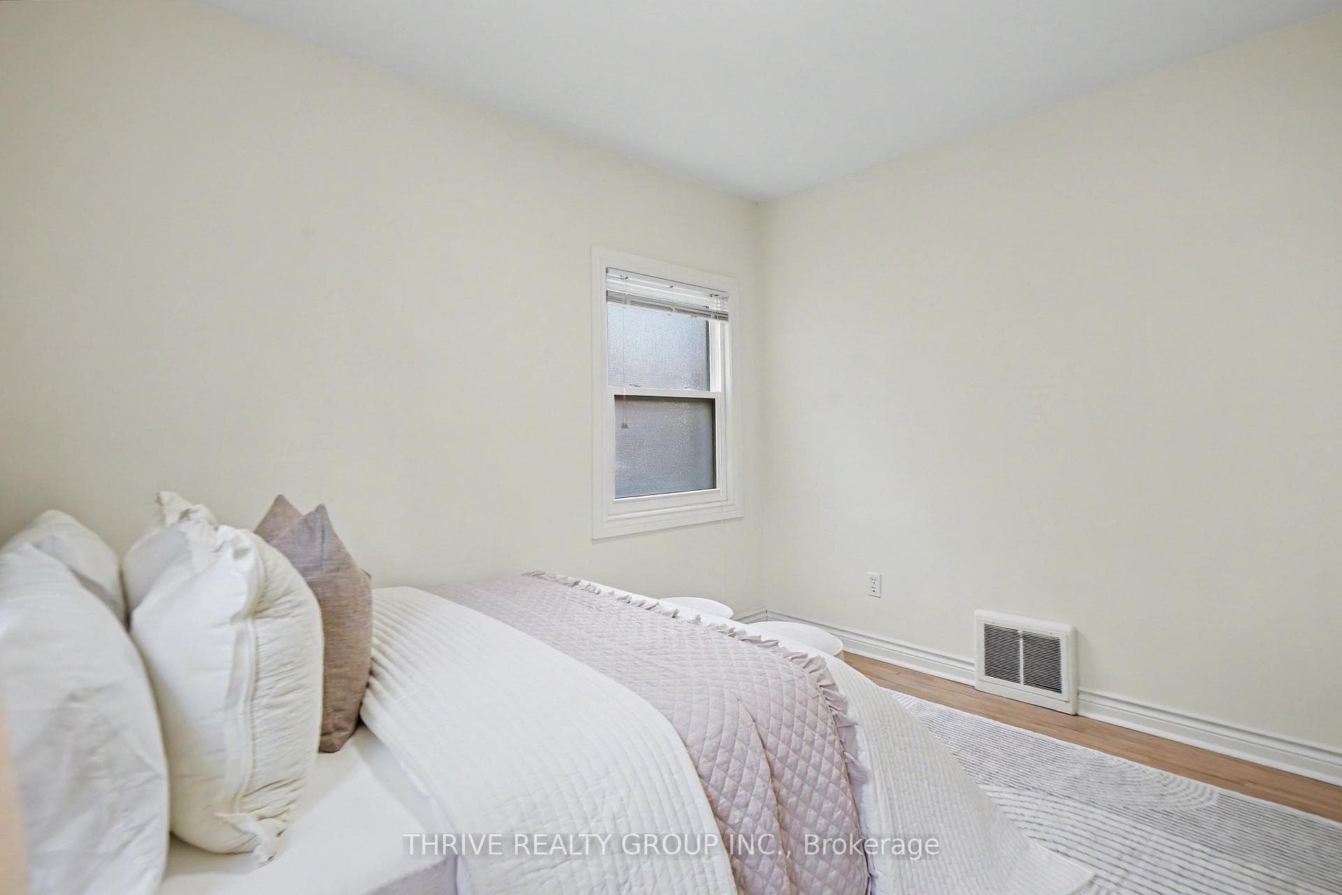 166 Ashland Avenue photo 19