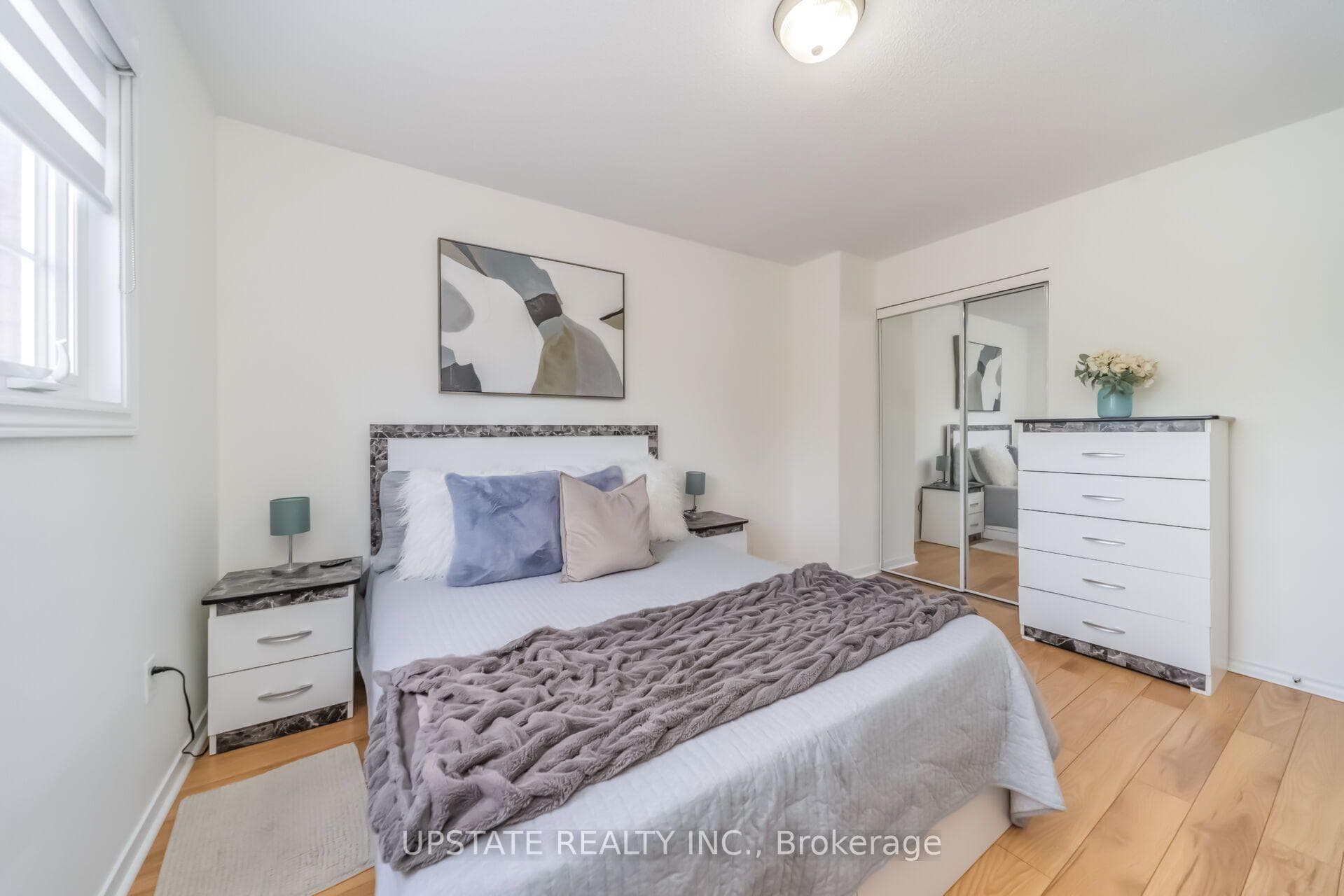 145 Valonia Drive photo 24