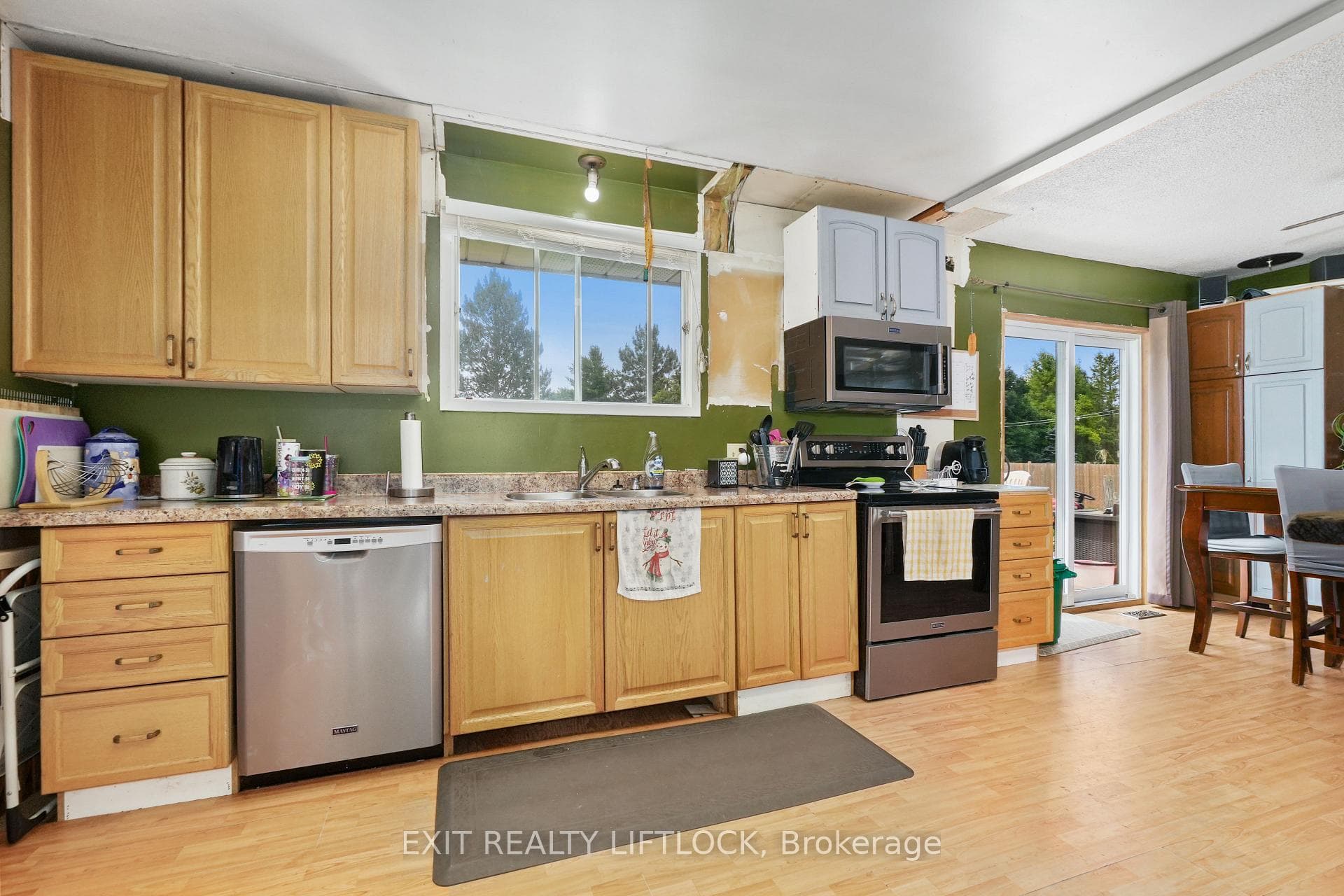 57 Manvers Drive photo 16