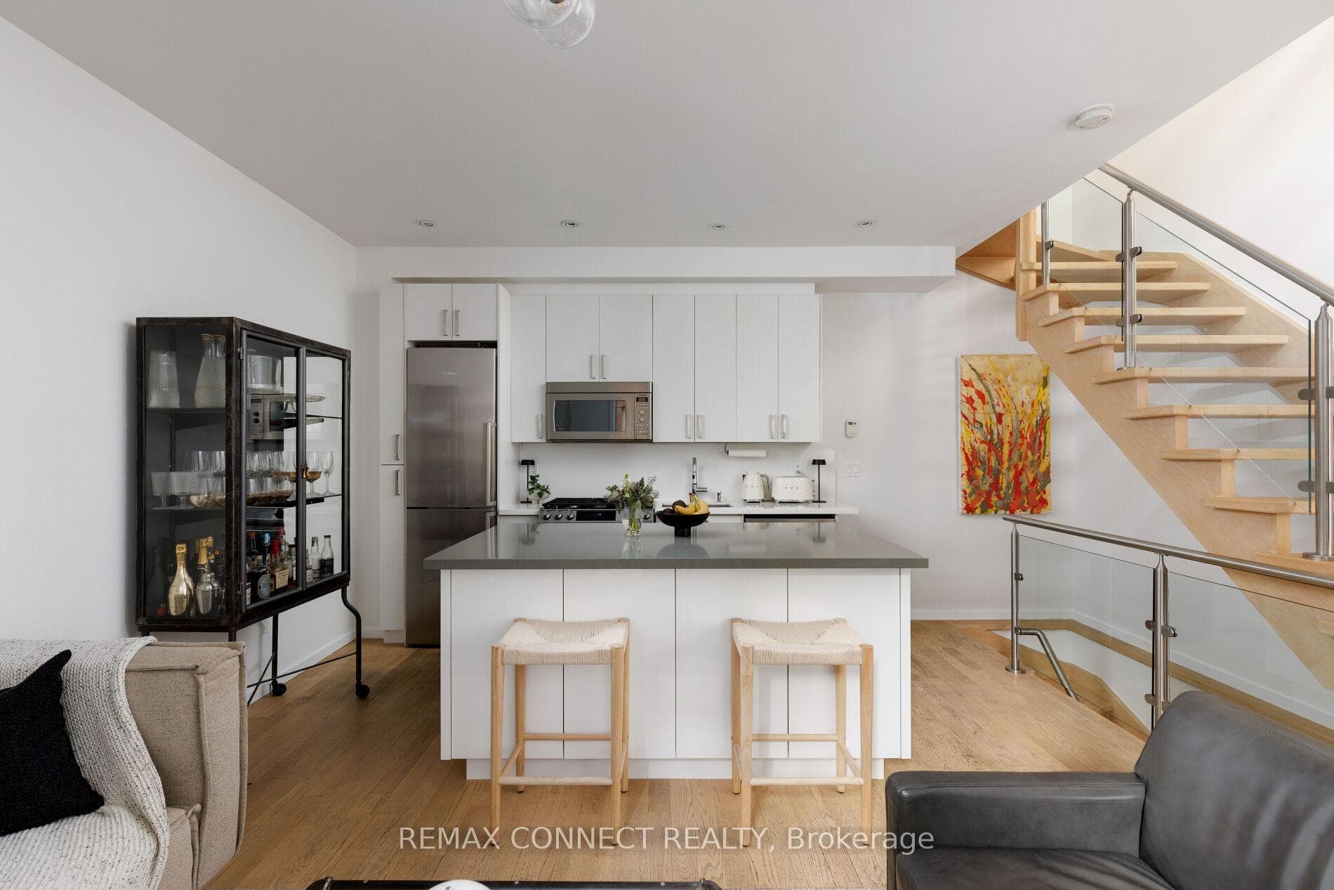 126 Spadina Road Unit TH3 photo 9