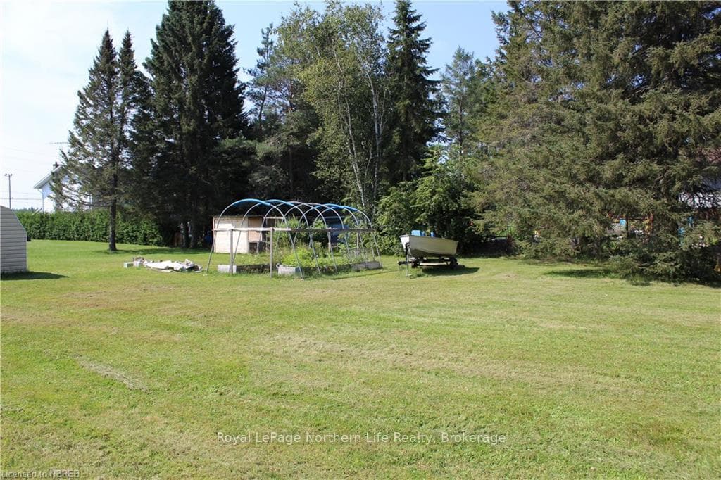 407 MORRISON Street photo 8