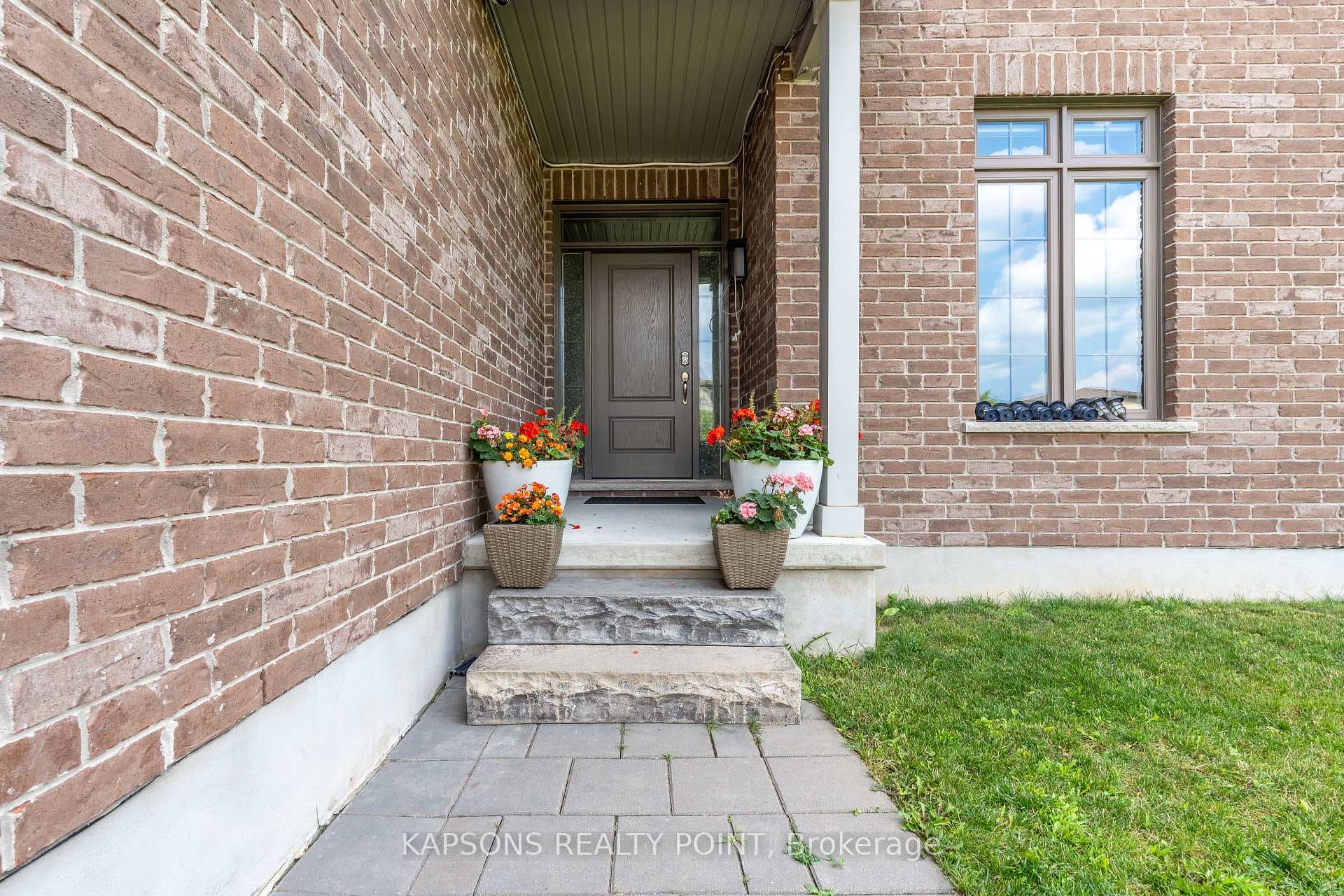 2059 Bakervilla Street photo 4