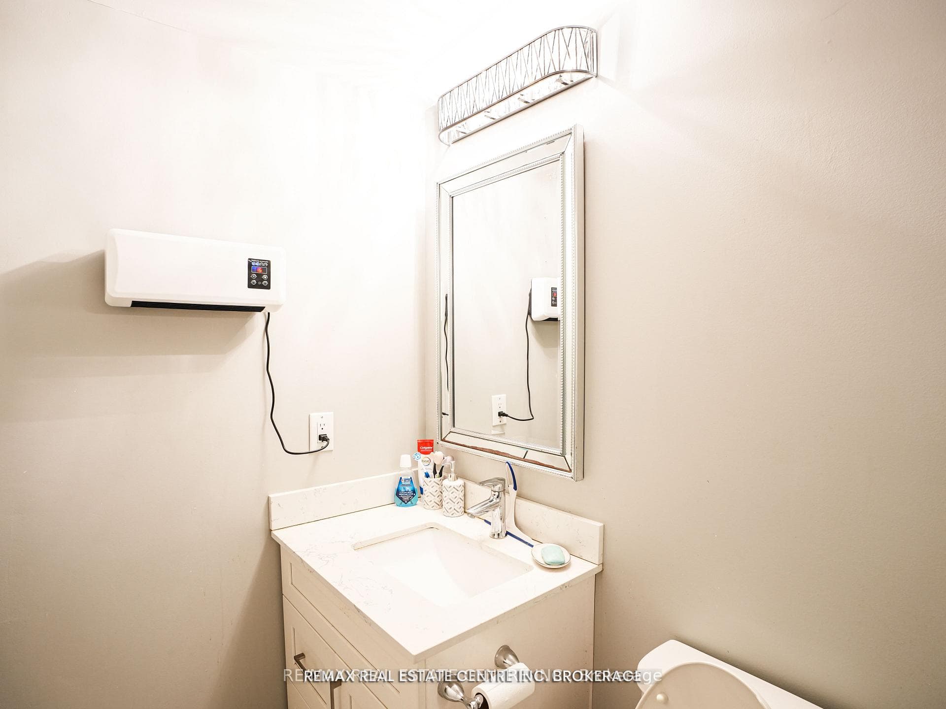 4449 Idlewilde Crescent photo 24