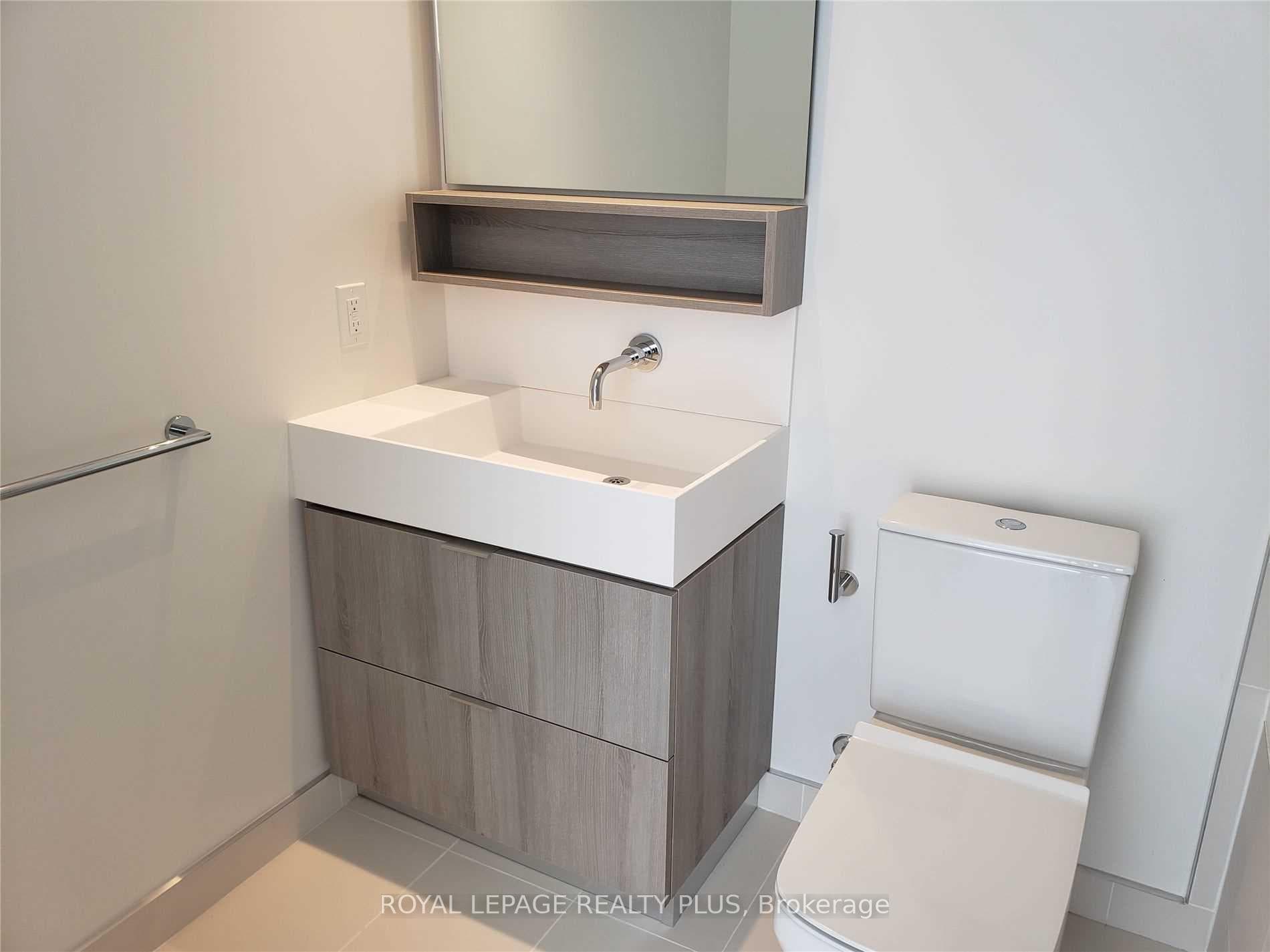 5 Soudan Avenue Unit 1201 photo 12