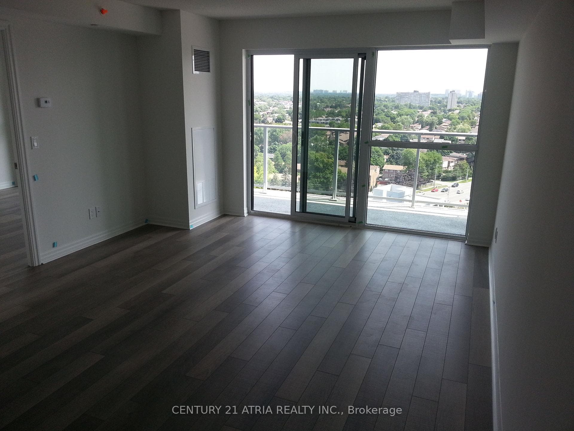 275 Yorkland Road Unit 1606 photo 3