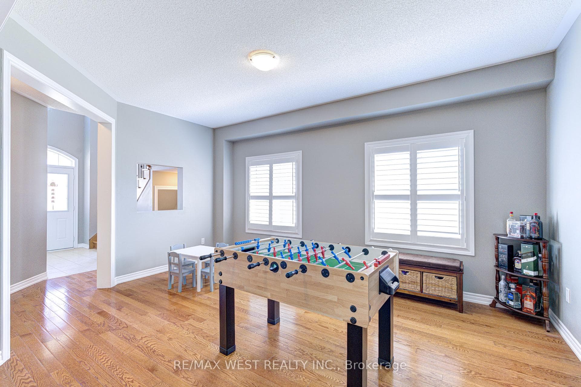 108 Decarolis Crescent photo 12