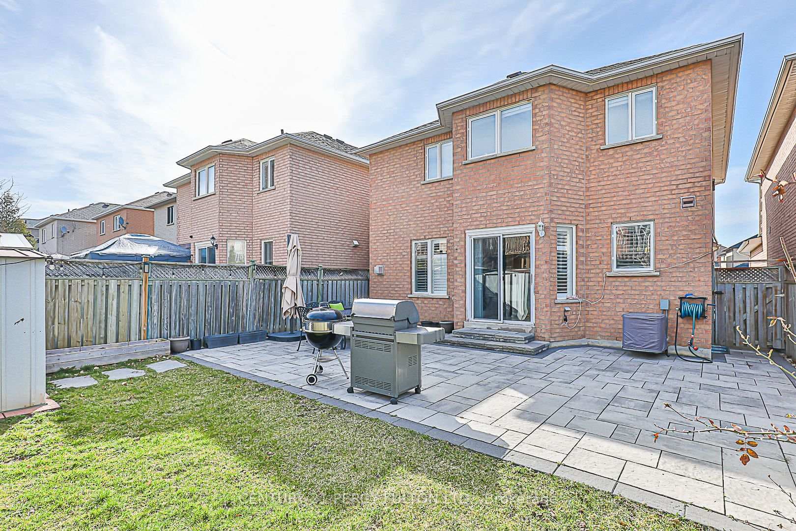 151 Rosanna Crescent photo 29