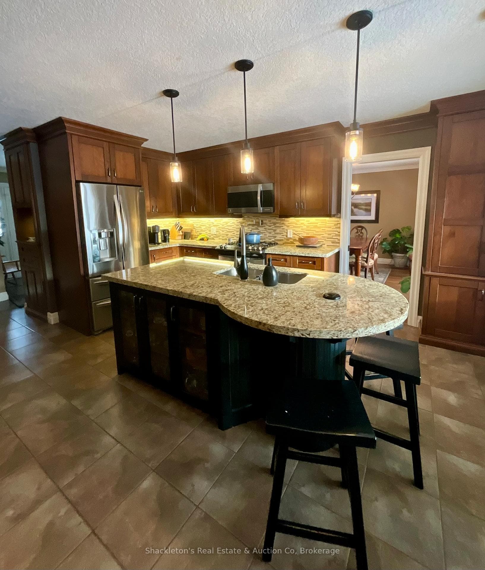 107 Franklin Drive photo 3