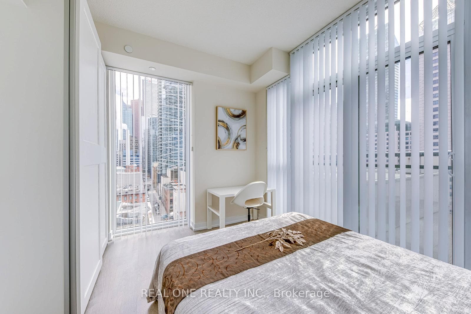 99 JOHN Street Unit 1001 photo 21
