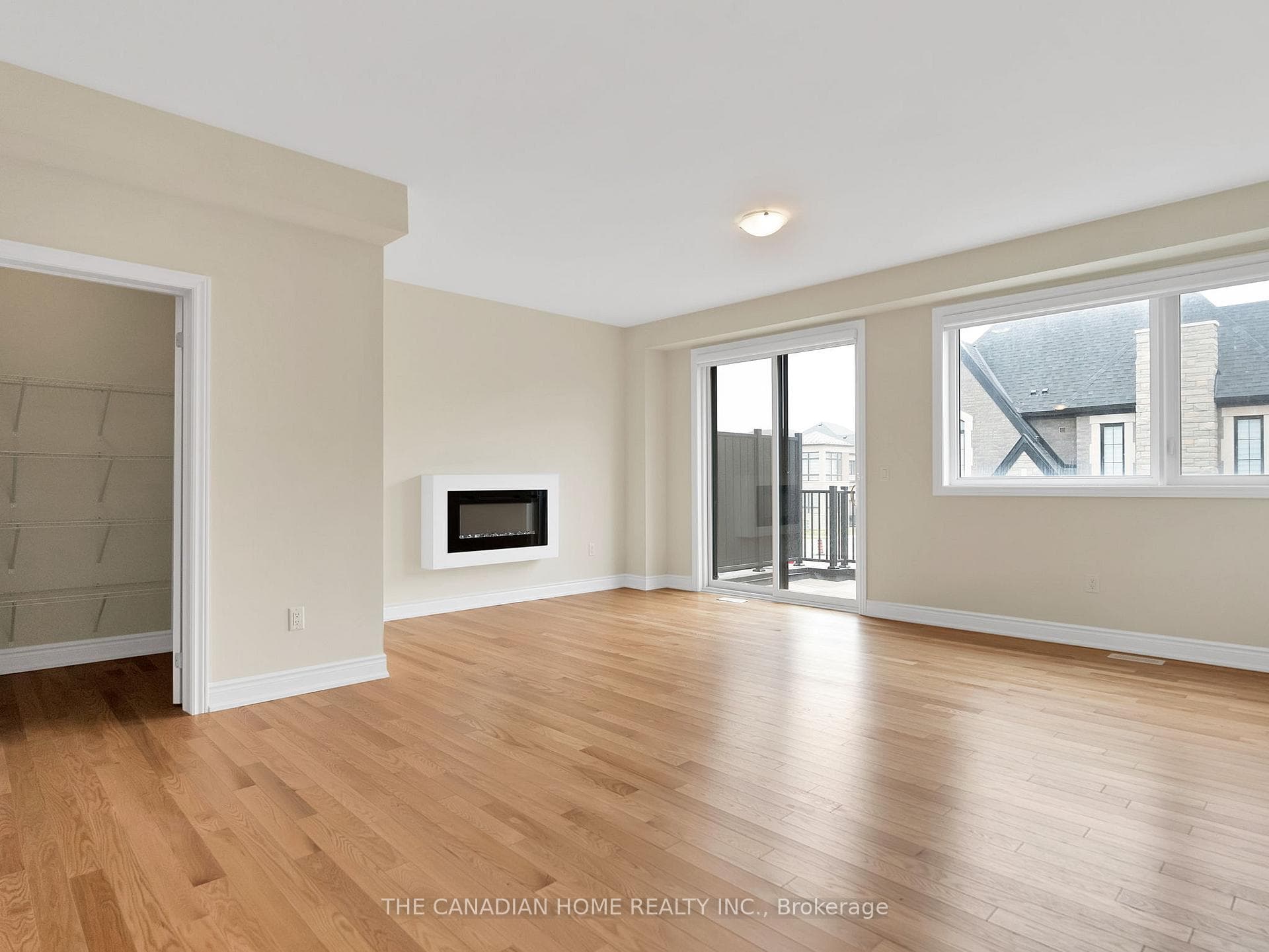 12 Marvin Avenue photo 10