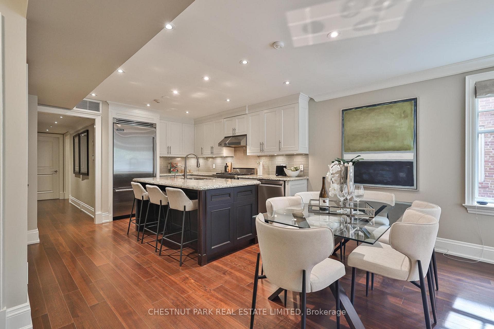 317 Lonsdale Road Unit 2B photo 8