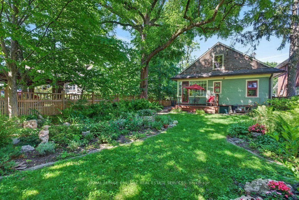 526 Burlington Avenue photo 37
