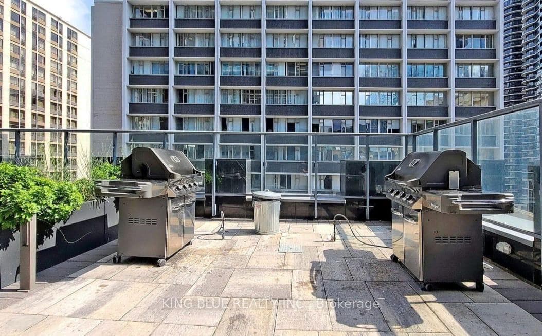 7 Grenville Street Unit 2913 photo 9