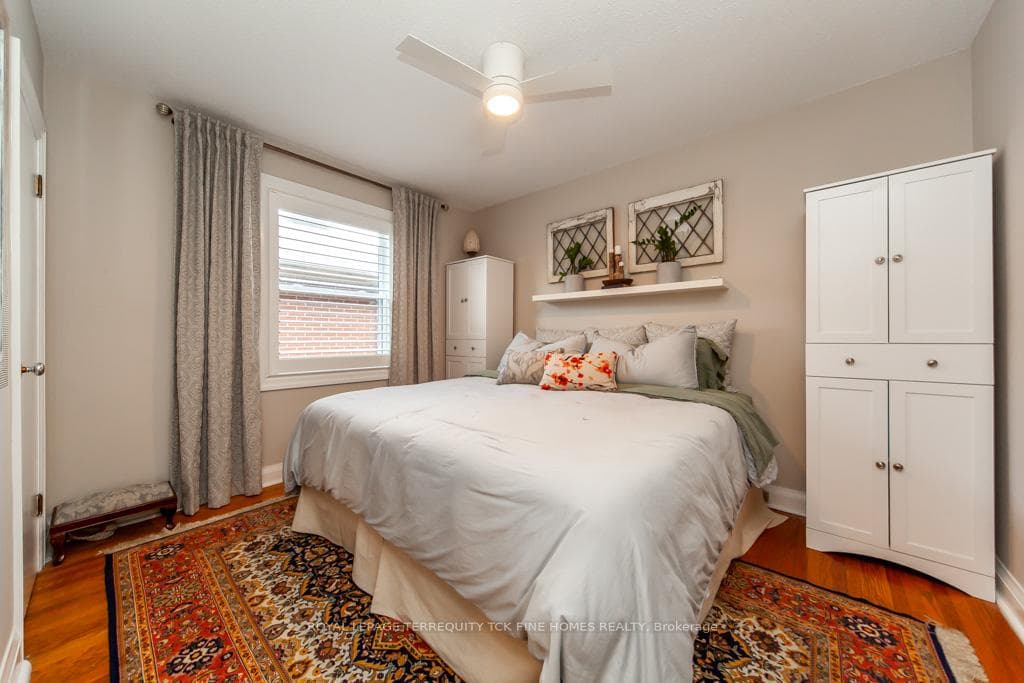 76 Harris Avenue photo 9