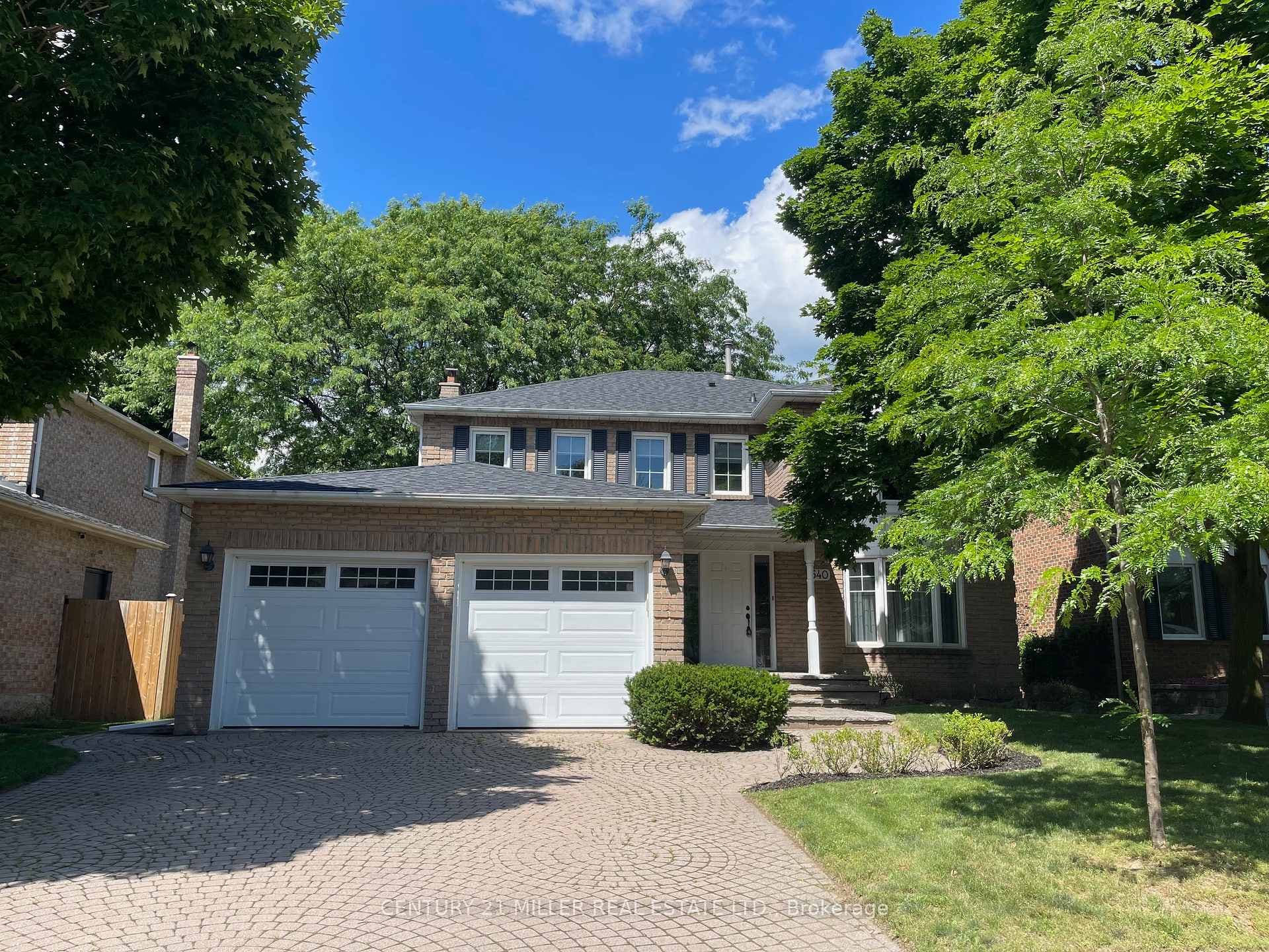 540 CHILLINGHAM Crescent photo 1