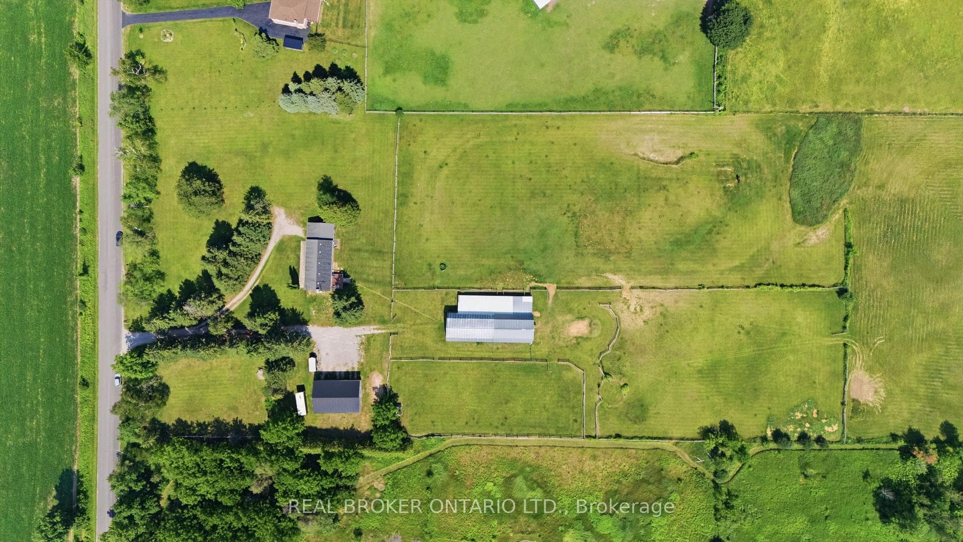 785 Reid Road photo 37
