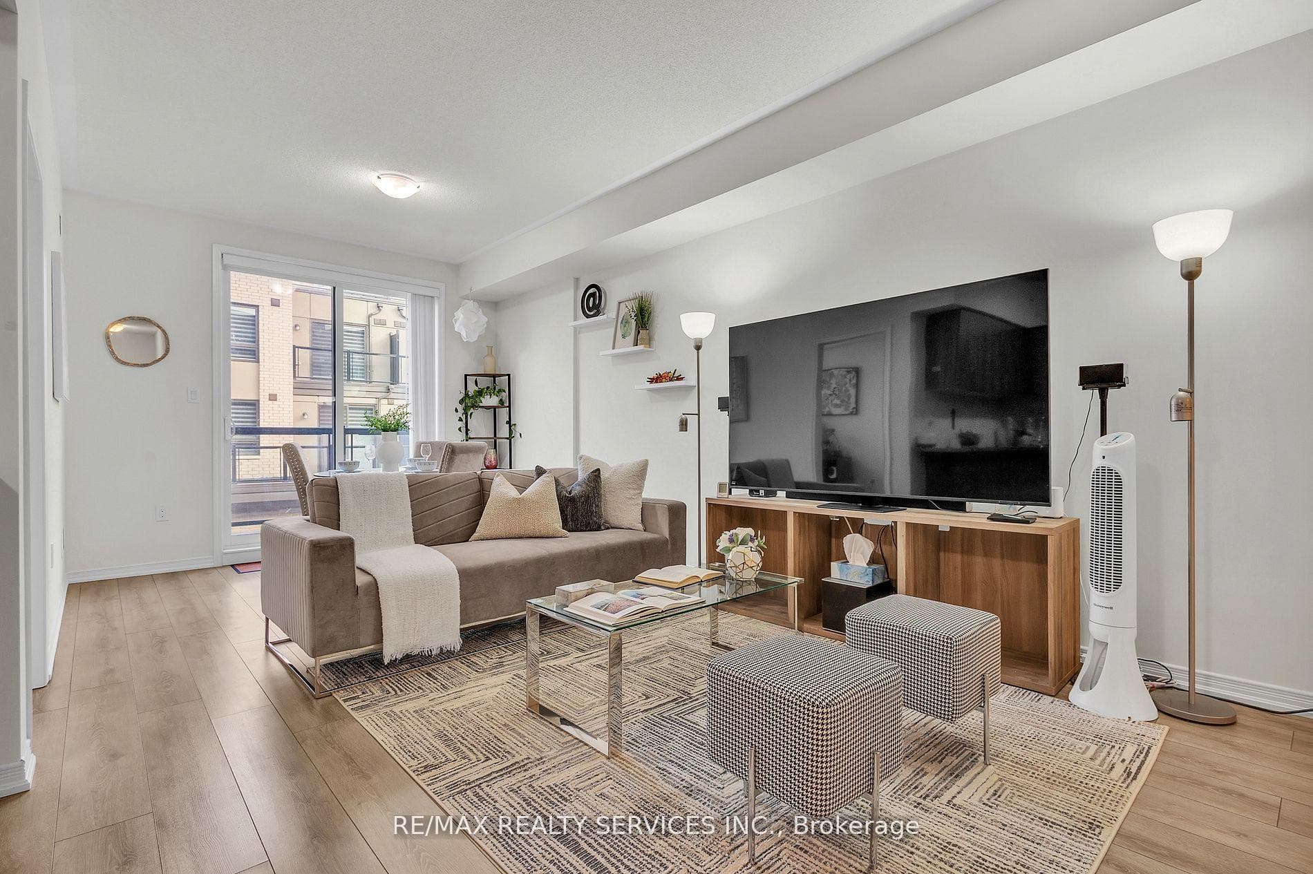 18 Humberwood Boulevard Unit 2 photo 6