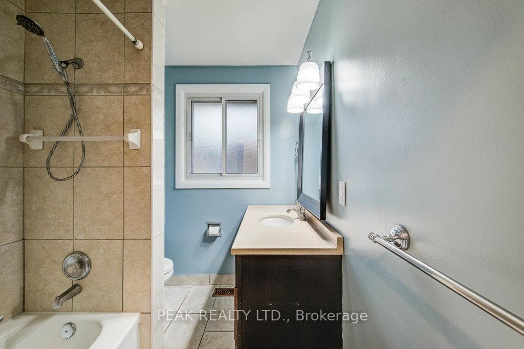 92 Brant Avenue photo 25