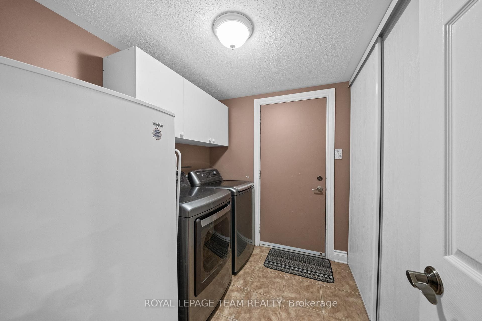 48 Settler's Ridge Way photo 26