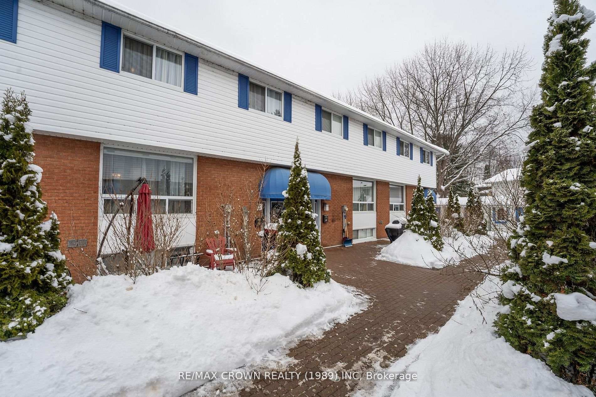904 Premier Road Unit 9 photo 2