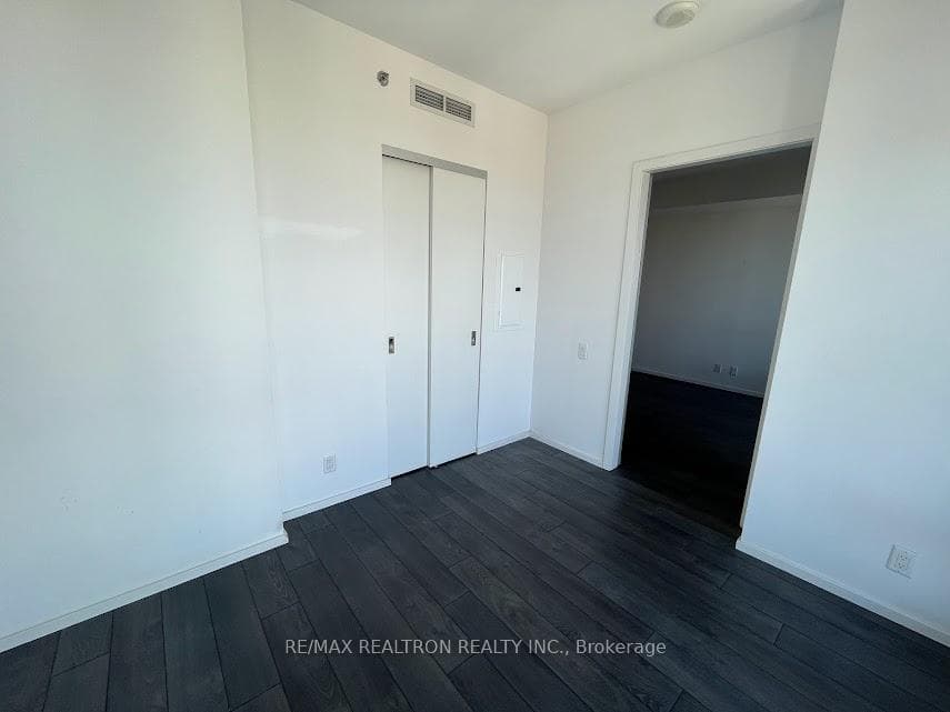 5 St Joseph Avenue Unit 3101 photo 3